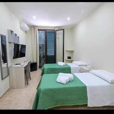 Anthony Station 4* Palermo